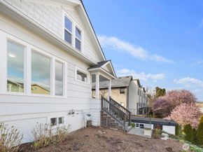 3443 21st Avenue W, Seattle WA 98199