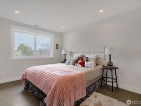11700 SE 234th Place, Kent WA 98031