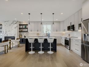 11700 SE 234th Place, Kent WA 98031
