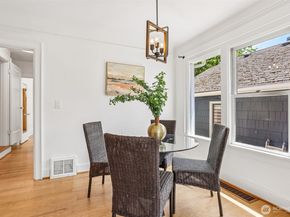 3920 Ashworth Avenue N, Seattle WA 98103