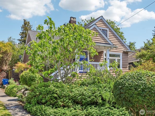 3920 Ashworth Avenue N, Seattle WA 98103