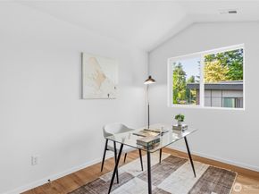 10708 Linden Avenue N, Seattle WA 98133