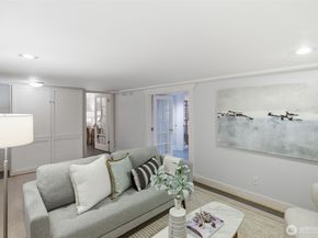 1625 7th Avenue W, Seattle WA 98119