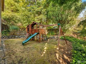 6183 NE 187th Place, Kenmore WA 98028