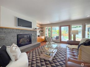 16857 Palatine Avenue N, Shoreline WA 98133