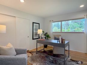 16857 Palatine Avenue N, Shoreline WA 98133