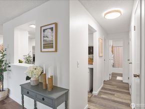 17110 NE 45th Street 30, Redmond WA 98052