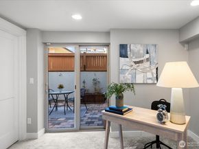 4429 41st Avenue SW B, Seattle WA 98116