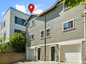 4429 41st Avenue SW B, Seattle WA 98116