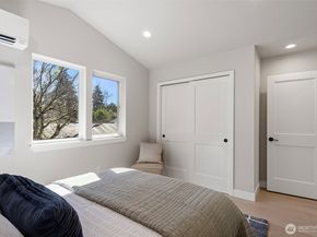 4114 NE 60th Street, Seattle WA 98115