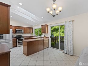 4033 120th Place SE, Everett WA 98208