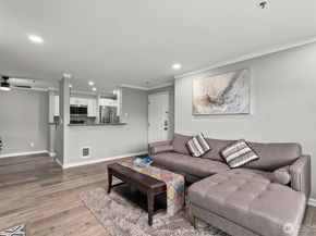 215 100th Street SW A106, Everett WA 98204