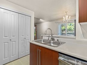 26005 106th Place SE 206, Kent WA 98030