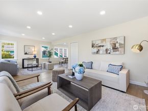331 NE 53rd Street, Seattle WA 98105