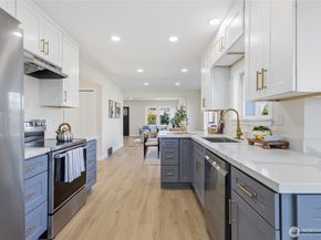 331 NE 53rd Street, Seattle WA 98105
