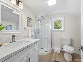 331 NE 53rd Street, Seattle WA 98105