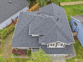 17747 89th Court NE, Bothell WA 98011