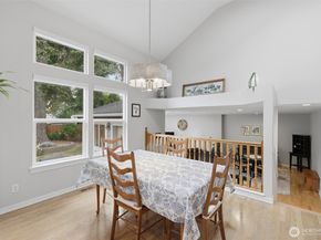 17747 89th Court NE, Bothell WA 98011