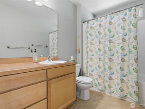 17747 89th Court NE, Bothell WA 98011