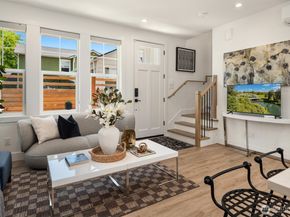 7546 26th Avenue NW B, Seattle WA 98117