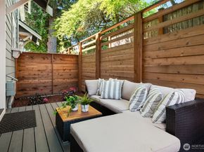 7546 26th Avenue NW B, Seattle WA 98117