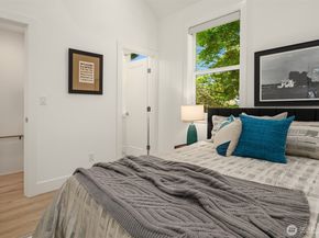 7546 26th Avenue NW B, Seattle WA 98117