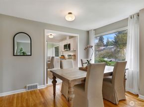 6203 39th Avenue NE, Seattle WA 98115