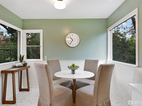 6203 39th Avenue NE, Seattle WA 98115