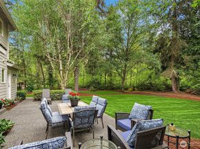 14214 216th Avenue NE, Woodinville WA 98077