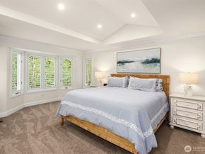 14214 216th Avenue NE, Woodinville WA 98077