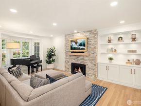 14214 216th Avenue NE, Woodinville WA 98077