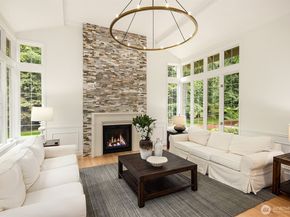 14214 216th Avenue NE, Woodinville WA 98077