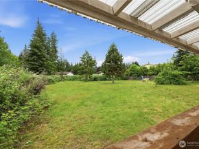 18 167th Place SW, Bothell WA 98012