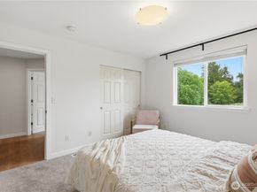 18 167th Place SW, Bothell WA 98012