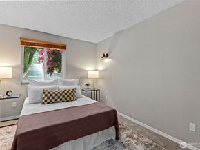 423 75th Street SE B26, Everett WA 98203