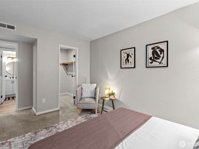 423 75th Street SE B26, Everett WA 98203