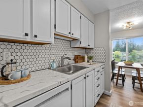 423 75th Street SE B26, Everett WA 98203