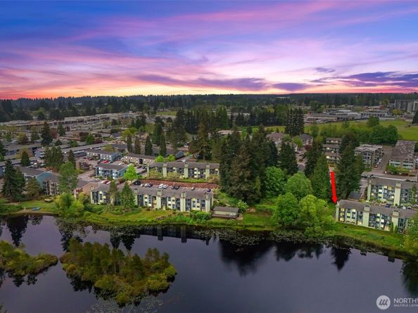 423 75th Street SE B26, Everett WA 98203