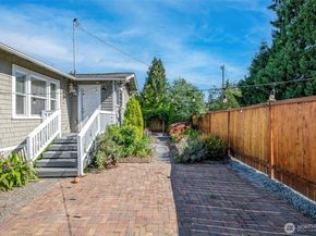 1716 E Main Street, Auburn WA 98002