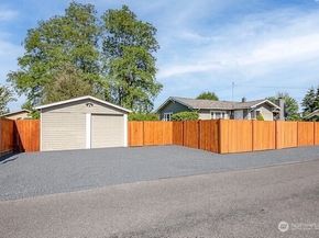 1716 E Main Street, Auburn WA 98002