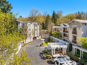 1805 134th Avenue SE 22, Bellevue WA 98005