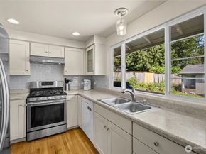11901 29th Street NE, Lake Stevens WA 98258