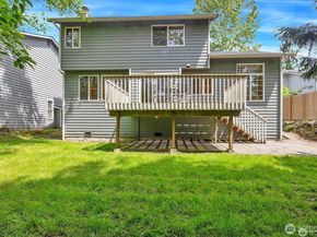 20812 23rd Avenue SE, Bothell WA 98021