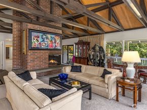 11186 Blue Pond Place NE, Bainbridge Island WA 98110