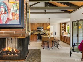 11186 Blue Pond Place NE, Bainbridge Island WA 98110