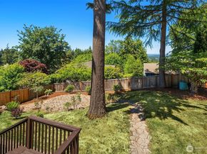 14428 SE 49th Street, Bellevue WA 98006