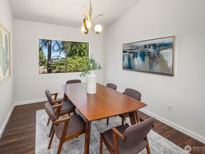14428 SE 49th Street, Bellevue WA 98006