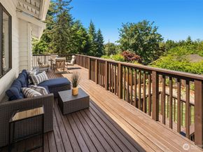 14428 SE 49th Street, Bellevue WA 98006