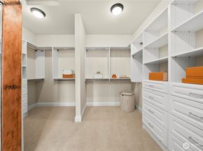 10223 NE 22nd Place, Bellevue WA 98004