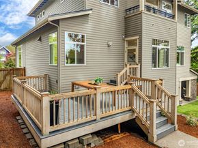 10223 NE 22nd Place, Bellevue WA 98004